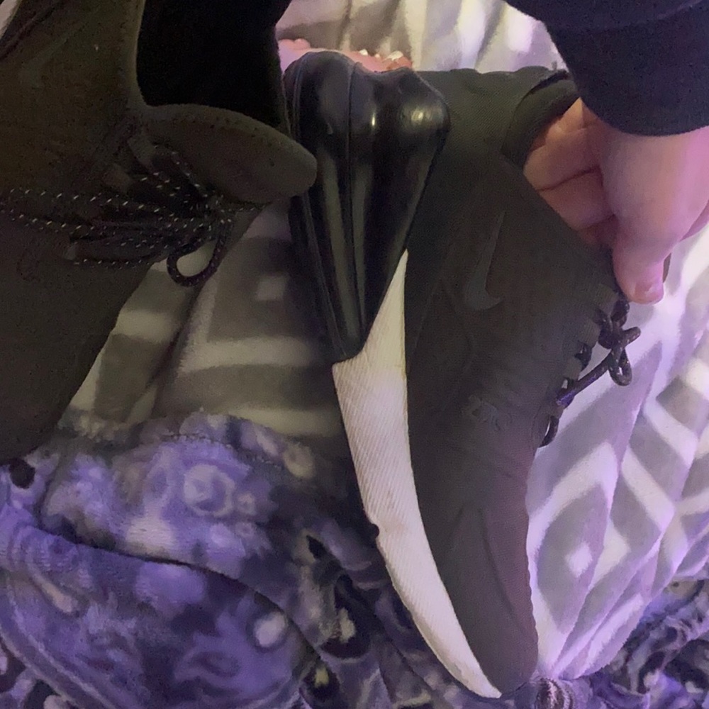 nike airmax 270, too small worn handful of times.